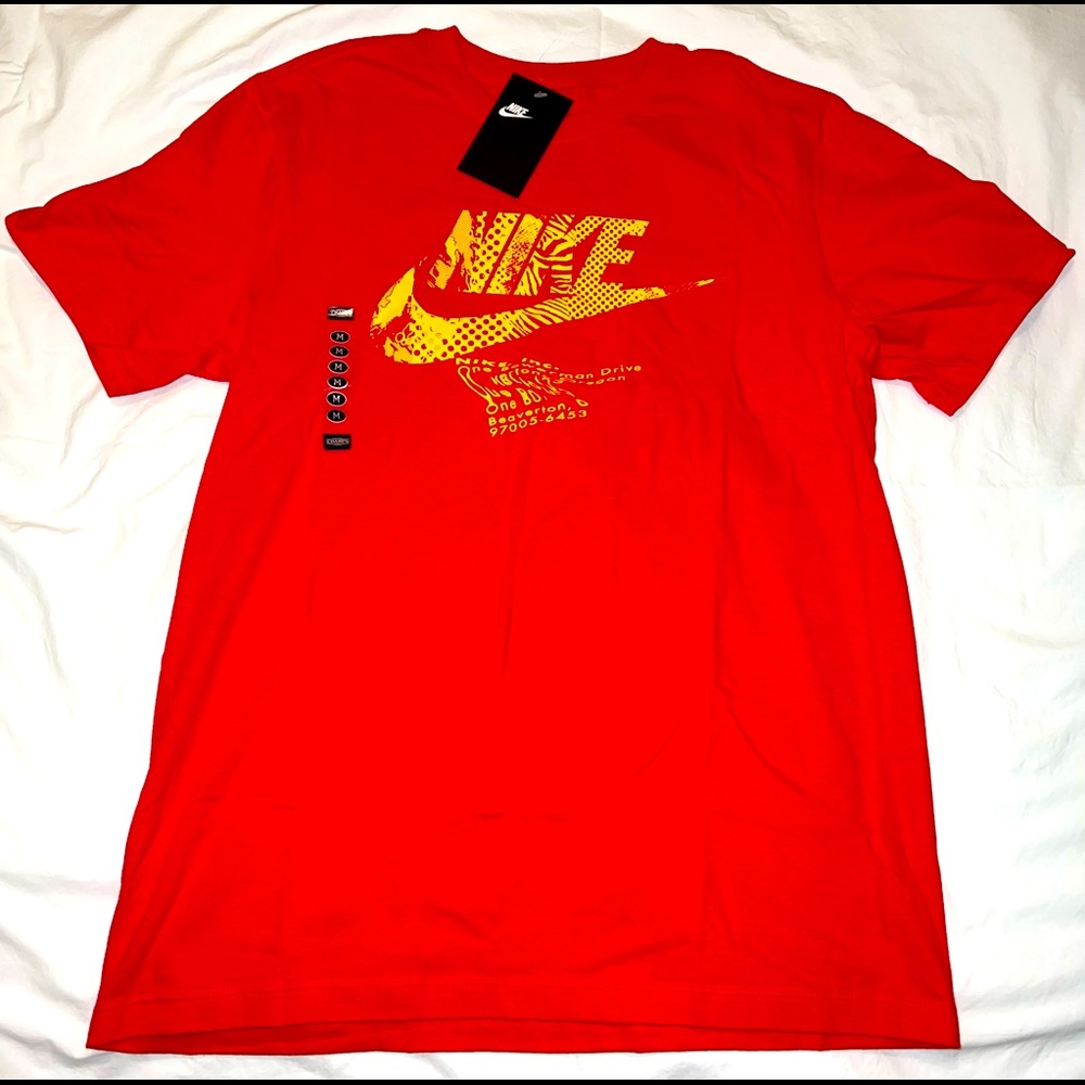 Nike Shirt NWT